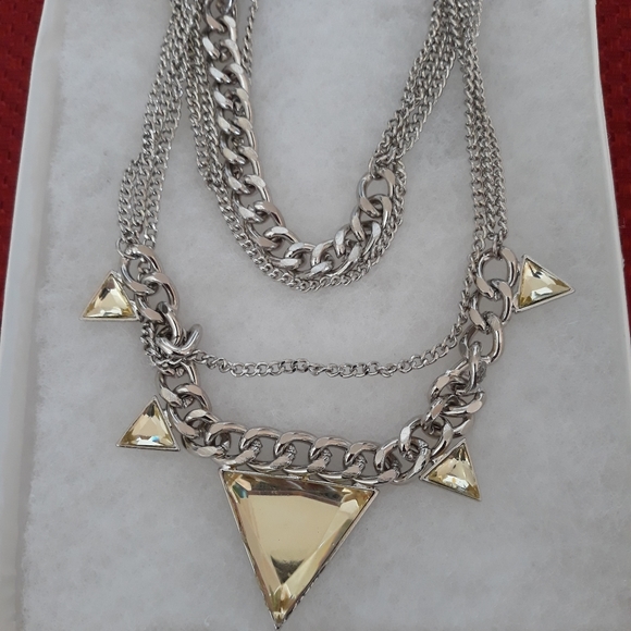 NEW Pale Yellow Necklace w/ Shiny Silver Chains - Picture 1 of 5